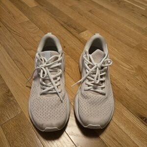 Women's Athletic Shoes in White